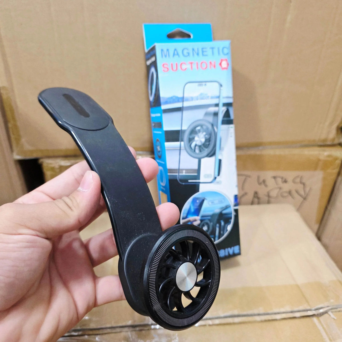 topidoya koyulan esnek katlanabilir, magnatik magsafli, açı ayarlanabilir, araç içi telefon tutucu AYSAN