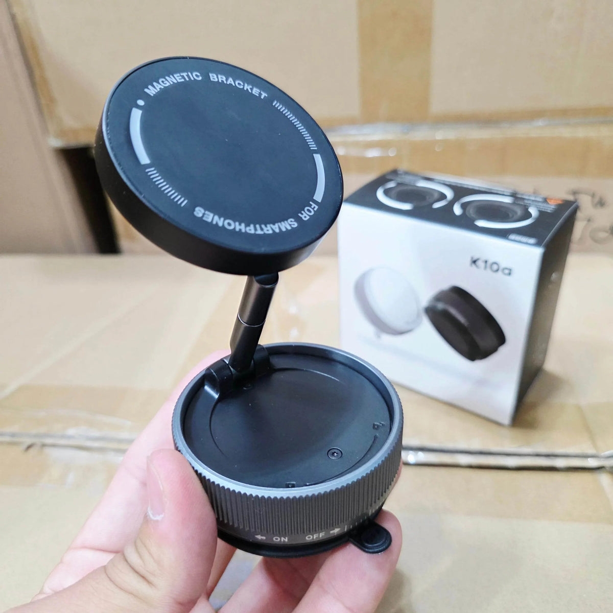 K10a vantuzlu emişli magnetik telefon tutucu ayarlanabilir yükseklikli araç içi torpidoya veya cama takılabilir AYSAN