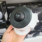 Yıldızlı Gökyüzü Galaksi Projektörü, Film Şeridi Filmi ile LED Işık Gösterisi, 360° Dönüş, 3 Düğmeli Kontrol, USB Güç Kaynaklı, Ev ve Parti Kullanımı, Yatak Odası, Oyun Odası, Tavan Dekorasyonu için WEARFİT