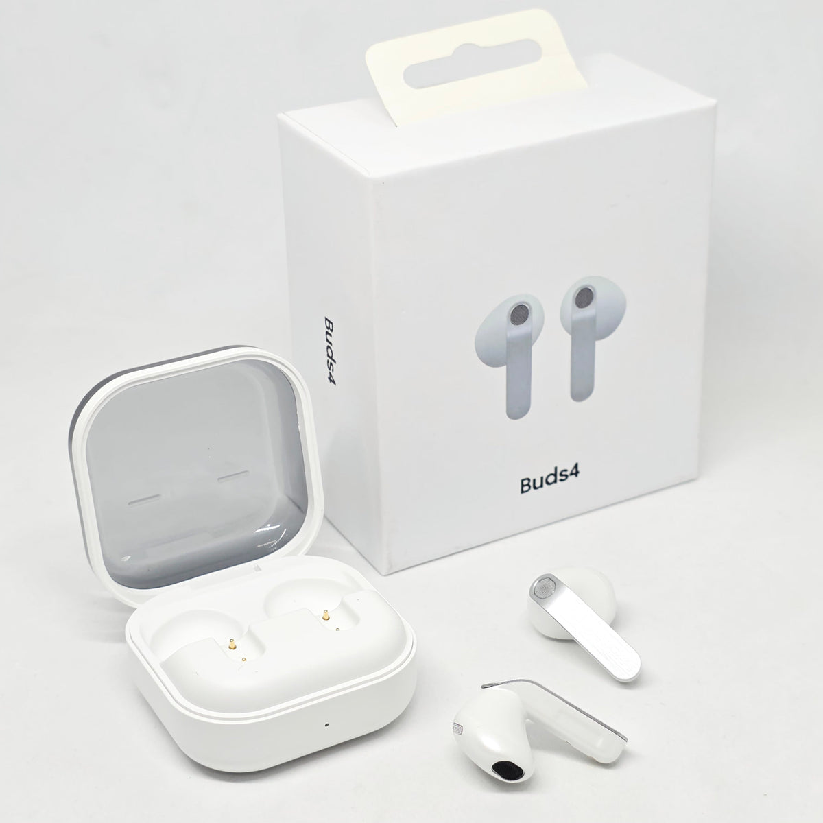 Buds4 Bluetooth Kulaklık Kablosuz Şeffaf Kapaklı Şarj Kutulu Kulakiçi Kulaklık JBK