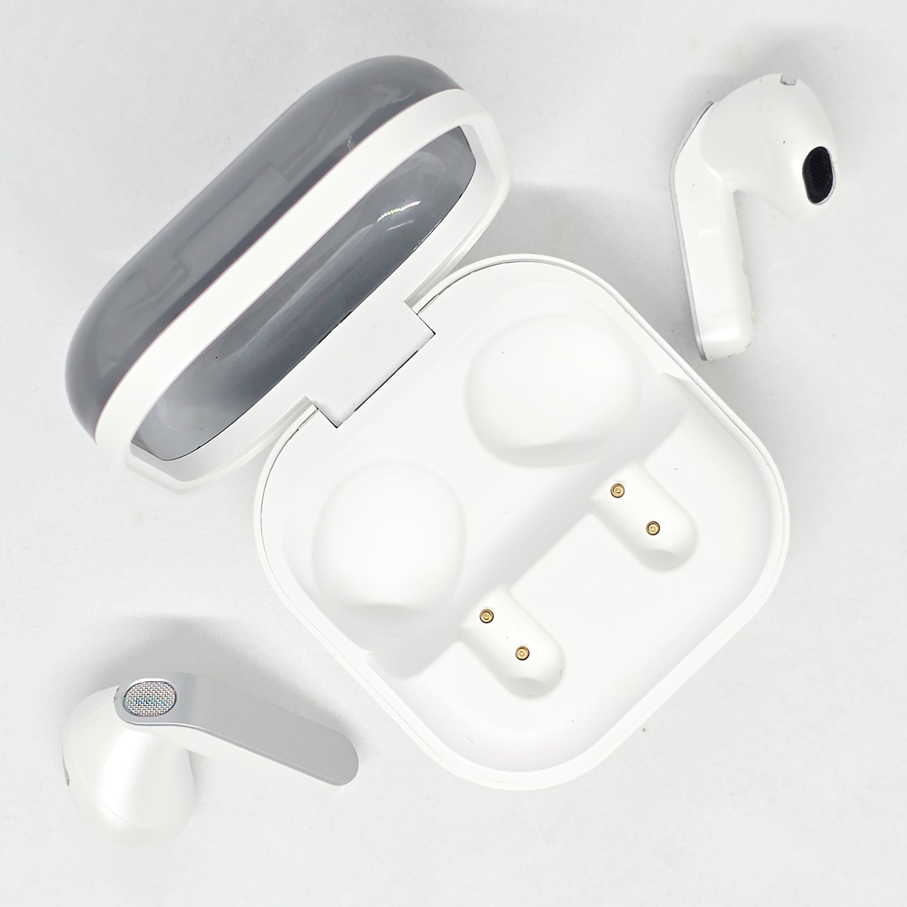 Buds4 Bluetooth Kulaklık, Şık tasarımlı uzun pil ömürlü, yüksek ses kaliteli, Şeffaf Kapaklı ,Şarj Kutulu, dokunmatik Kulakiçi kablosuz Kulaklık